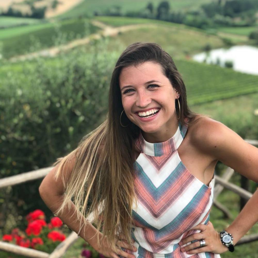 Meet your Posher, Carly